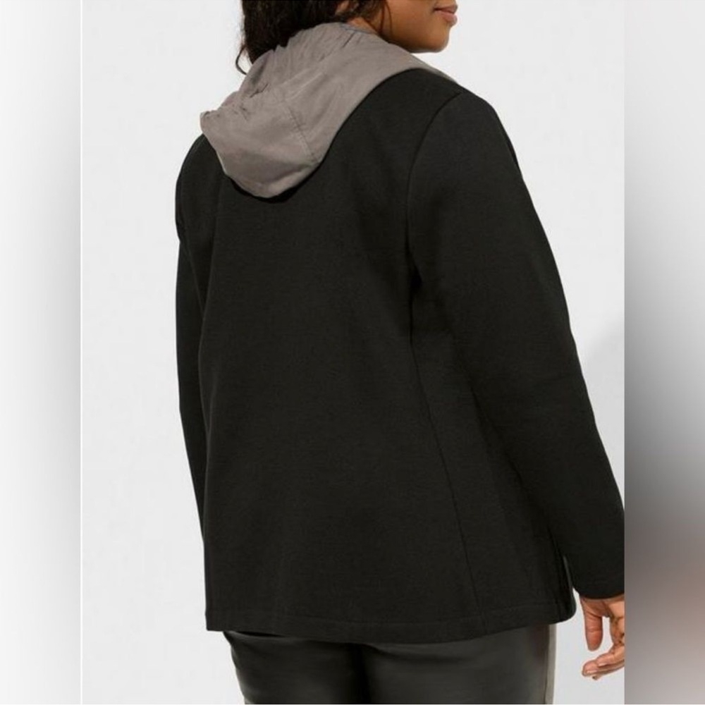 Women's‎ Black Hooded Jacket - Picture 3 of 9